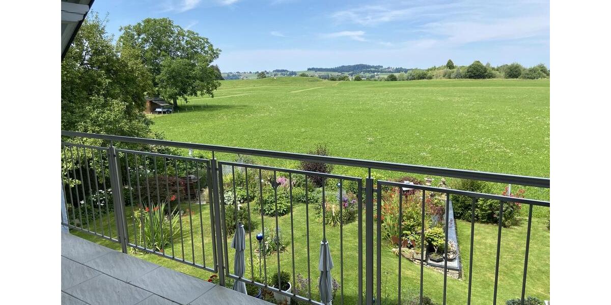 Etagenwohnung Weiler-Simmerberg Simmerberg - 4.5 Zimmer, 150 m&sup2;, 1.260&euro; | Angebot:26047081