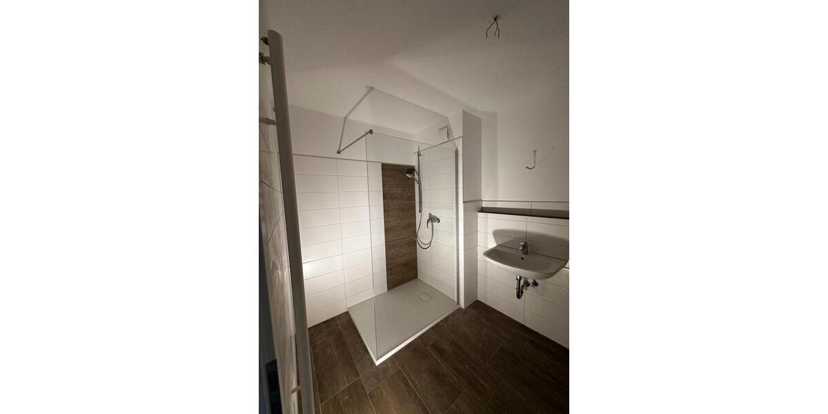 Etagenwohnung Pampow - 3 Zimmer, 76 m&sup2;, 800&euro; | Angebot:24828206