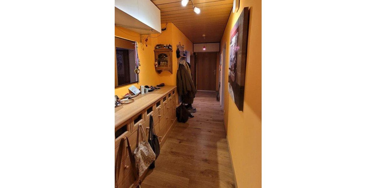 Etagenwohnung Forstinning - 4 Zimmer, 88 m&sup2;, 1.400&euro; | Angebot:26546231