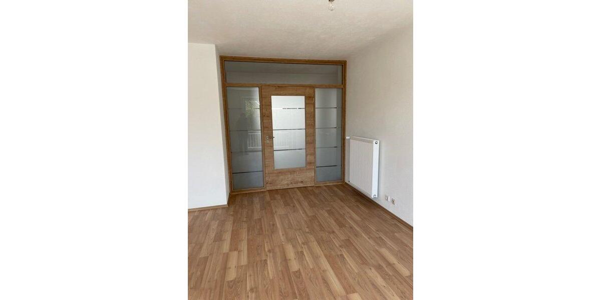 Erdgeschoßwohnung Straubing - 4 Zimmer, 103 m&sup2;, 850&euro; | Angebot:26635417
