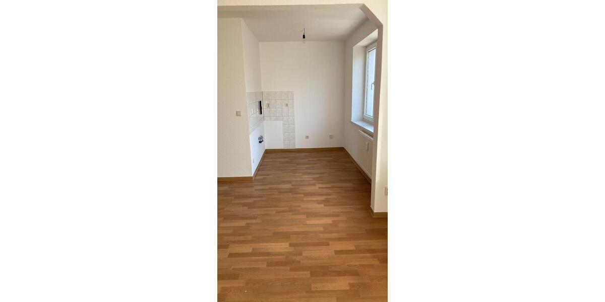 Etagenwohnung Neubrandenburg Datzeberg - 1 Zimmer, 30 m&sup2;, 210&euro; | Angebot:25976087