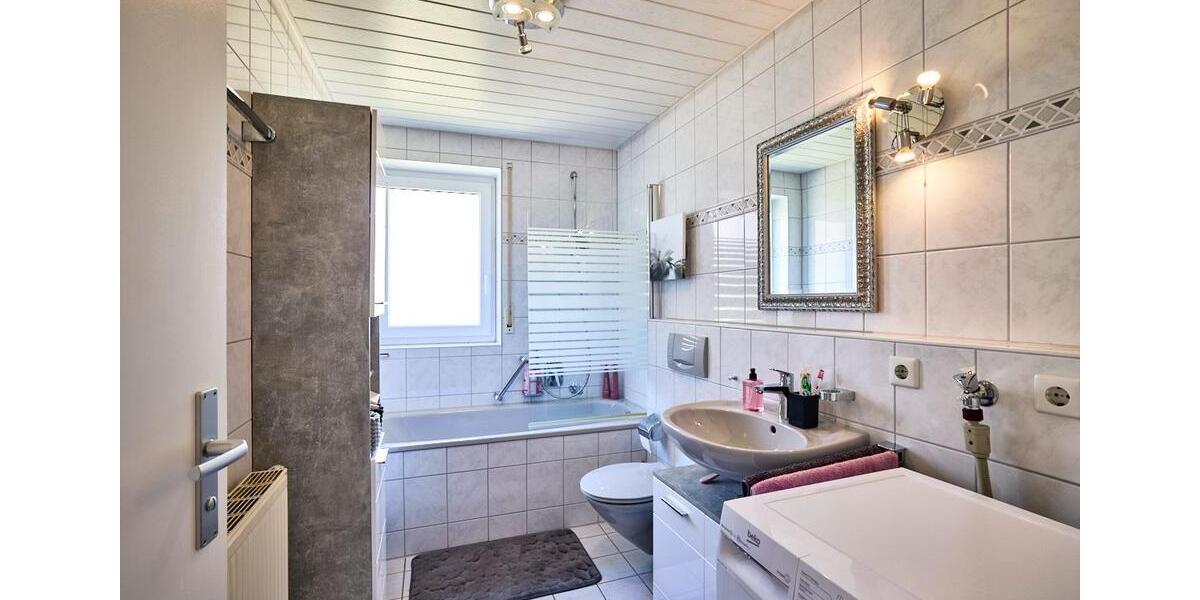 Etagenwohnung Gomaringen - 2 Zimmer, 44 m&sup2;, 912&euro; | Angebot:26265570