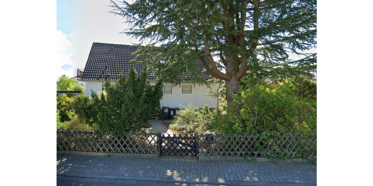 Dachgeschoßwohnung Offenbach an der Queich - 1.5 Zimmer, 25 m&sup2;, 300&euro; | Angebot:24981468