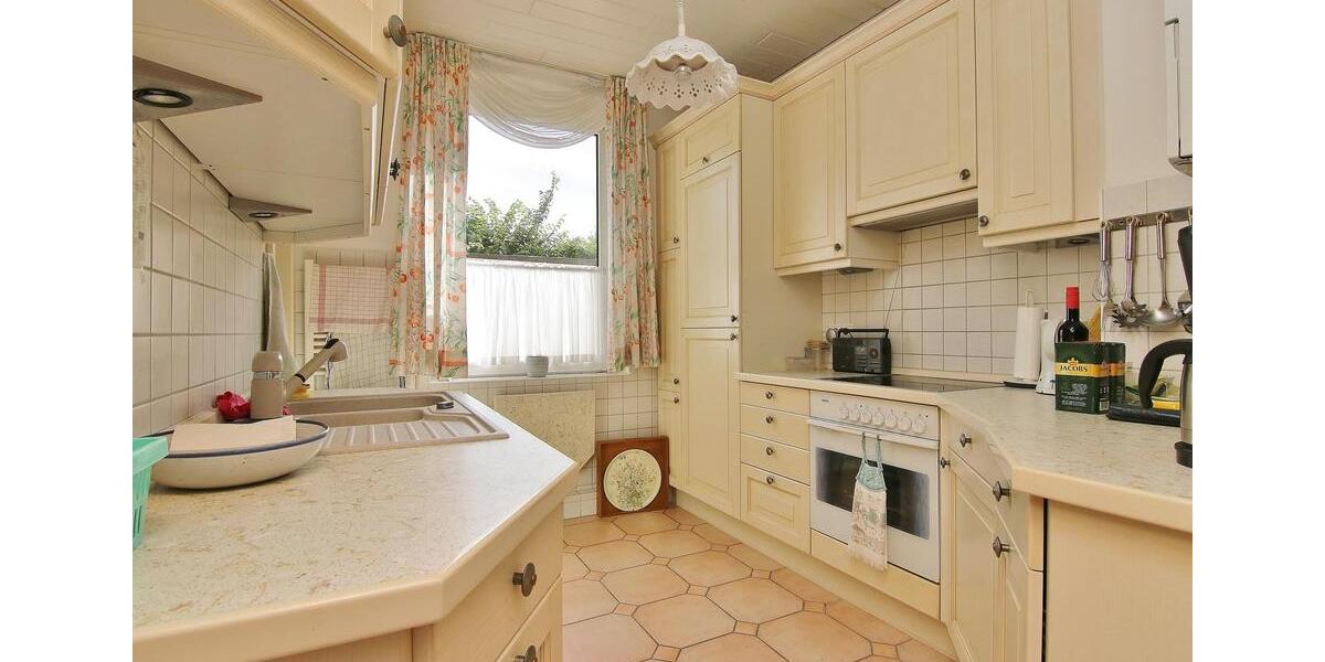 Etagenwohnung Schleswig - 3 Zimmer, 120 m&sup2;, 1.200&euro; | Angebot:26579117