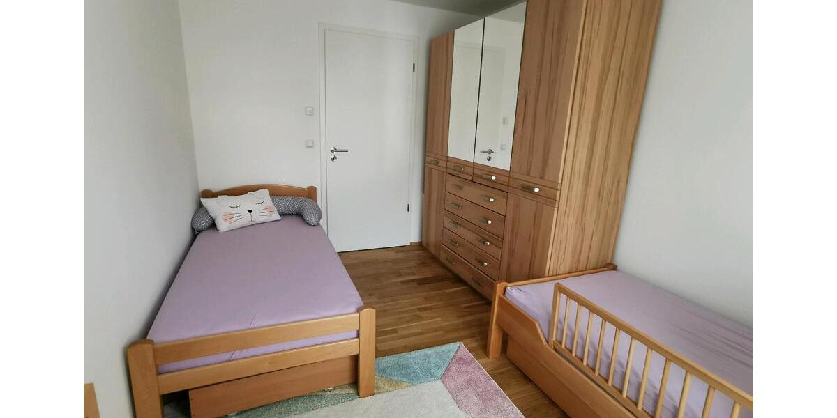 Erdgeschoßwohnung Regensburg Galgenberg - 4 Zimmer, 109 m&sup2;, 1.800&euro; | Angebot:26357926