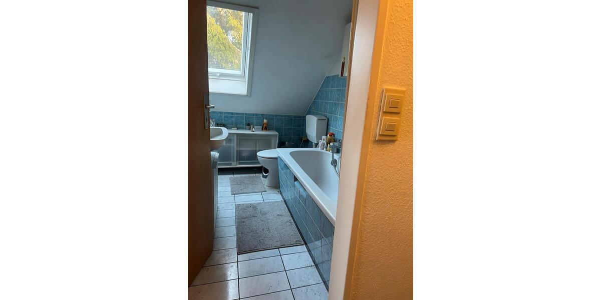 Dachgeschoßwohnung Hofheim am Taunus - 1 Zimmer, 12 m&sup2;, 390&euro; | Angebot:25362663