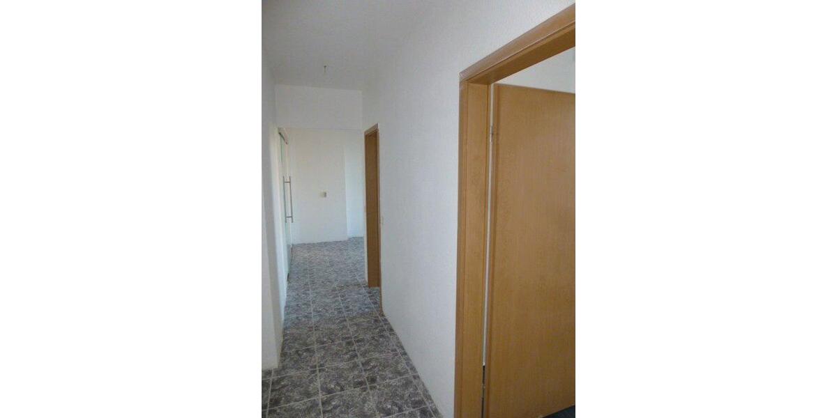 Etagenwohnung Gröningen - 3 Zimmer, 71 m&sup2;, 380&euro; | Angebot:26491149