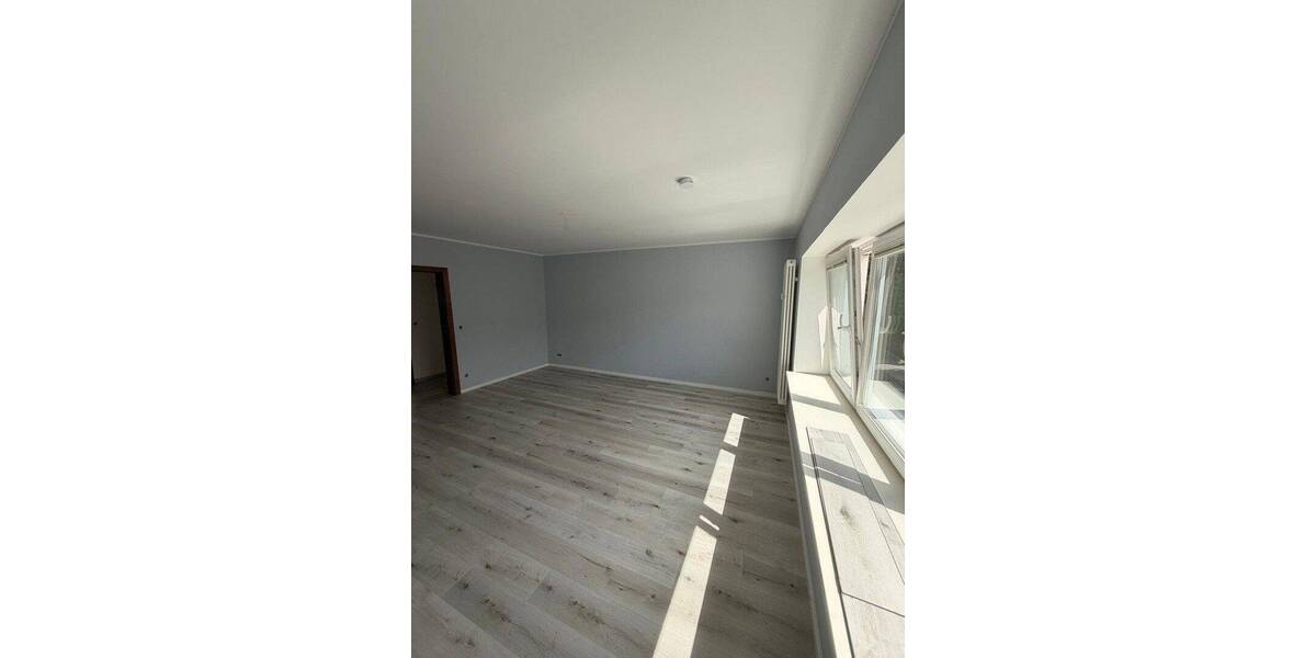 Etagenwohnung Pulheim Brauweiler - 3 Zimmer, 131 m&sup2;, 1.700&euro; | Angebot:26867370