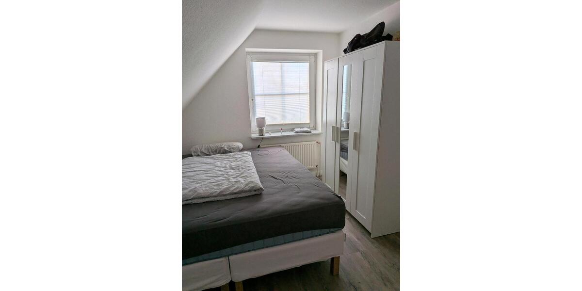 Dachgeschoßwohnung Weddingstedt - 3 Zimmer, 80 m&sup2;, 750&euro; | Angebot:26150564