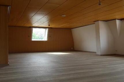 Wohnung Lunzenau - 4 Zimmer, 81 m&sup2;, 430&euro; | Angebot:24940982