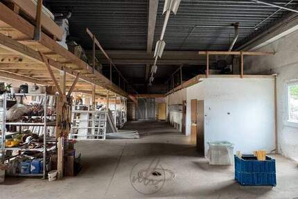610 M² | EBENERDIGES LAGER | FREIFLÄCHE | BARSBÜTTEL | ZU VERMIETEN