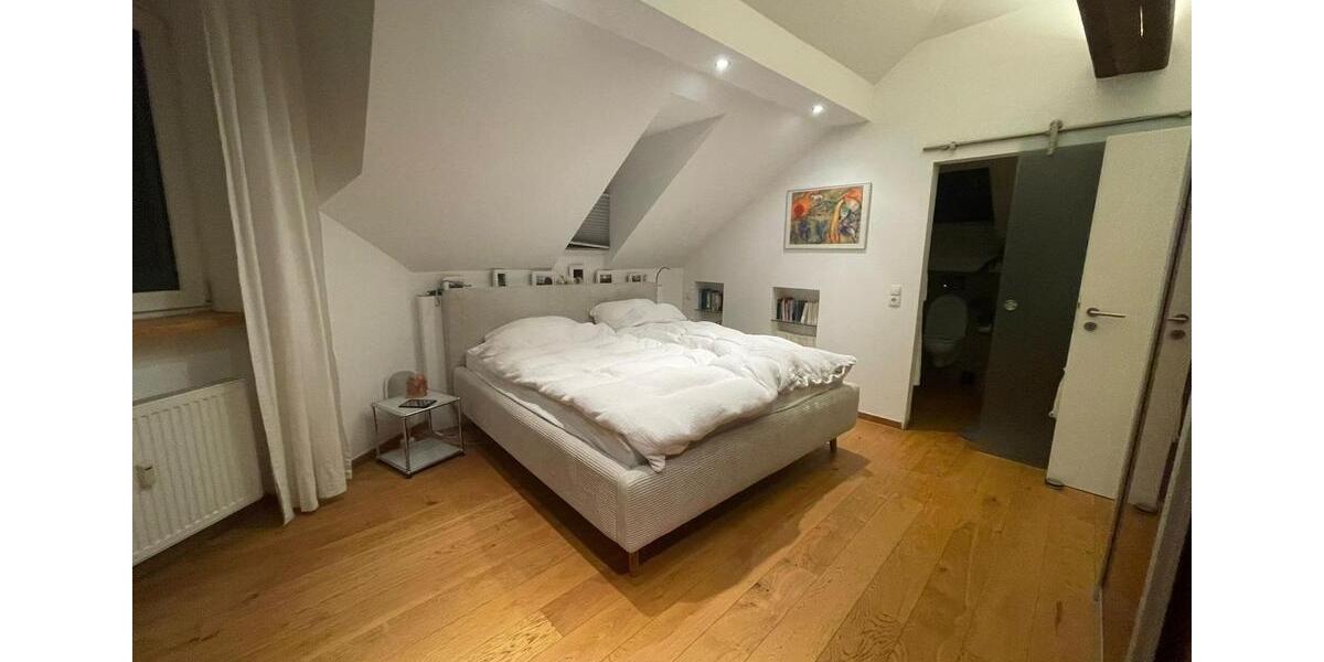 Dachgeschoßwohnung Andernach - 2 Zimmer, 78 m&sup2;, 930&euro; | Angebot:24849314