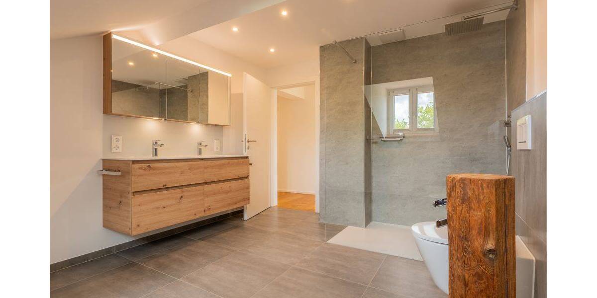 Etagenwohnung Thyrnau / Kellberg Kellberg - 3 Zimmer, 100 m&sup2;, 800&euro; | Angebot:26918303