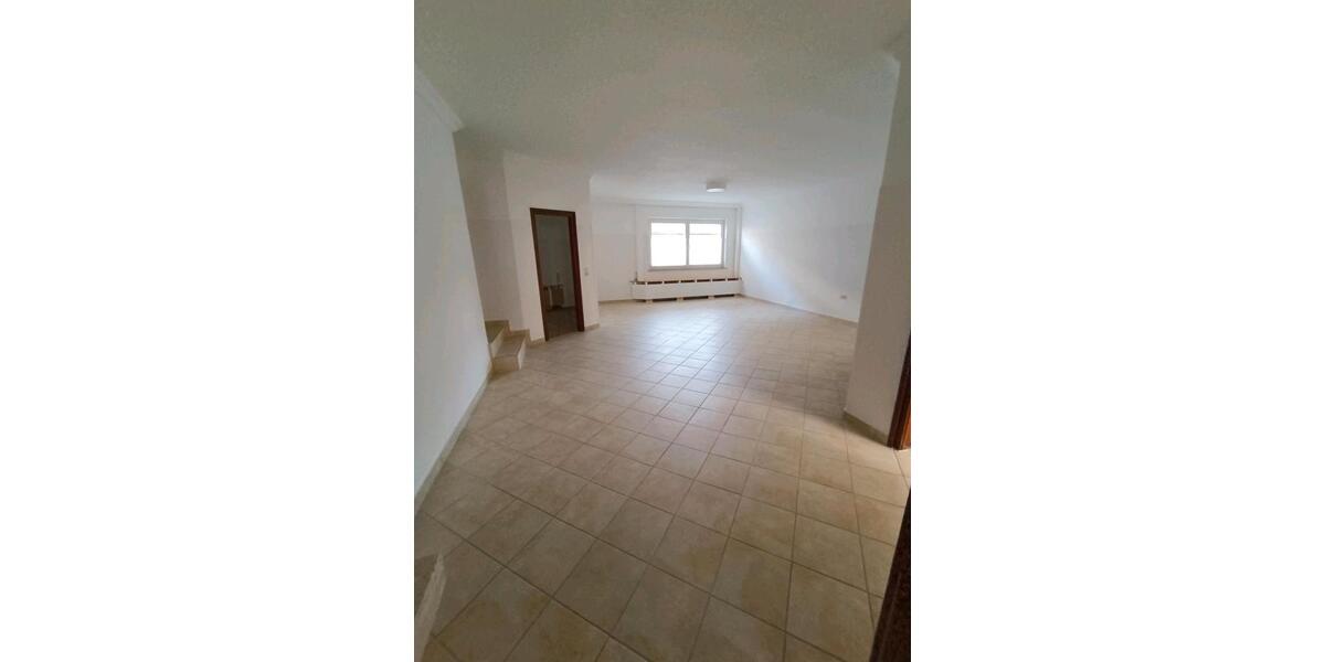 Erdgeschoßwohnung Dietzhölztal - 3 Zimmer, 87 m&sup2;, 800&euro; | Angebot:25764384