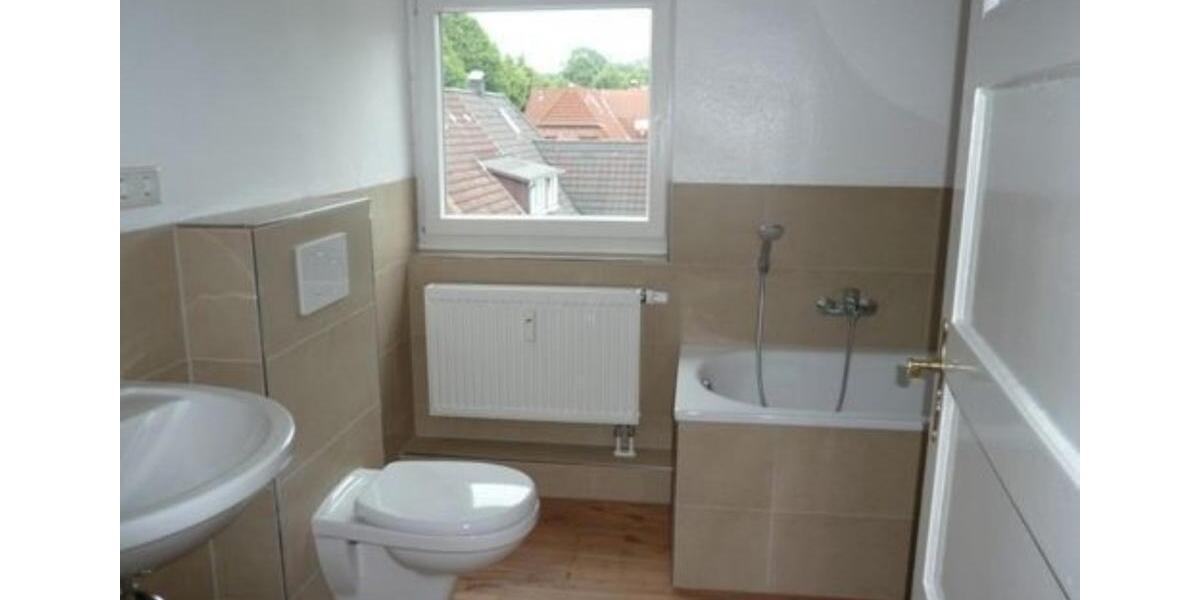 Dachgeschoßwohnung Flensburg Fruerlund - 2 Zimmer, 48 m&sup2;, 550&euro; | Angebot:24661988