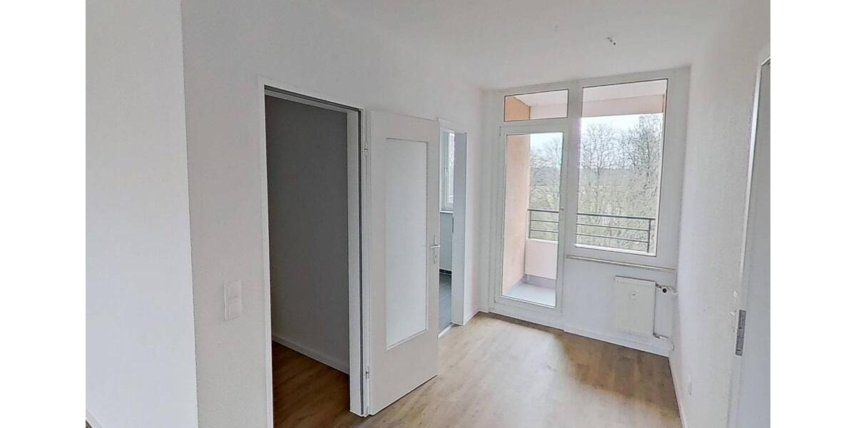 Etagenwohnung Celle - 3 Zimmer, 82 m&sup2;, 699&euro; | Angebot:25807696