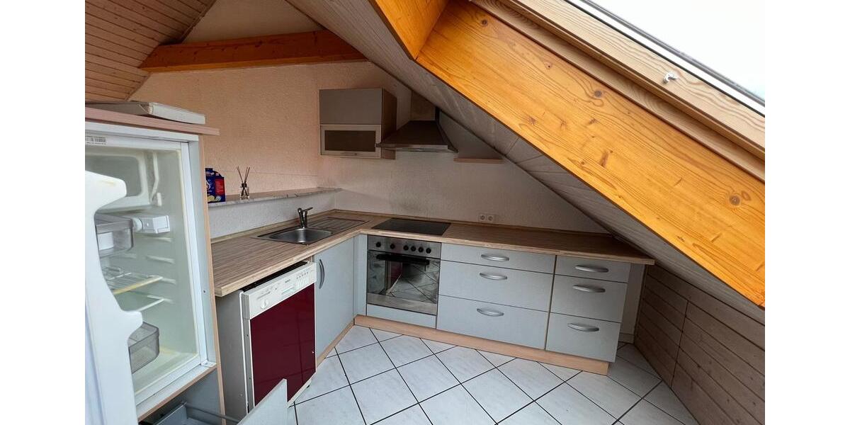 Dachgeschoßwohnung Pirmasens - 2 Zimmer, 60 m&sup2;, 123&euro; | Angebot:25905473