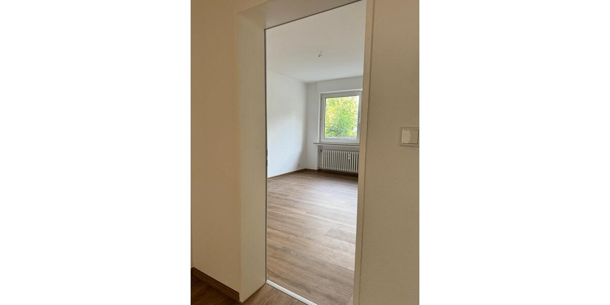 Erdgeschoßwohnung Lippstadt - 3 Zimmer, 91 m&sup2;, 718&euro; | Angebot:24982457