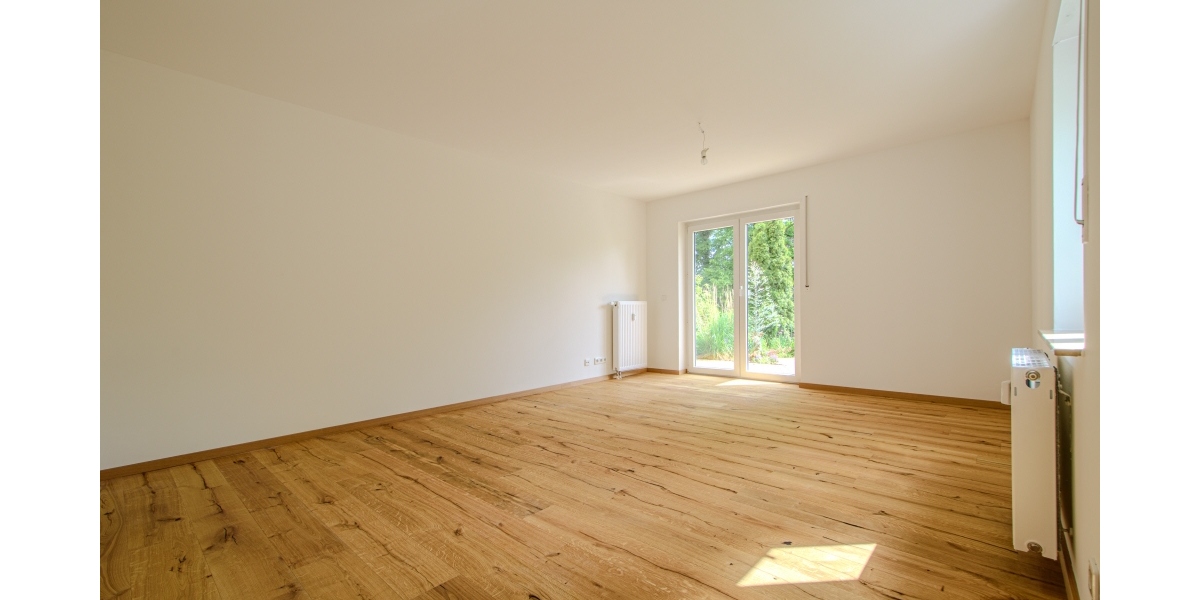 NEU MODERNISIERT – TERRASSE – GARTENANTEIL – DUSCHBAD MIT FENSTER – PKW-STELLPLATZ - Terrassenwohnung Radebeul Radebeul | Angebot:26760178