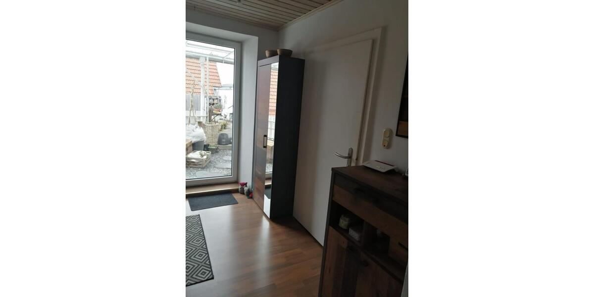 Etagenwohnung Eggenfelden - 2 Zimmer, 80 m&sup2;, 710&euro; | Angebot:25332244