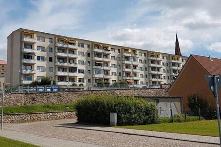 Charmante 2-Raum-Wohnung mit Balkon und Peeneblick zu vermieten 2 zimmer