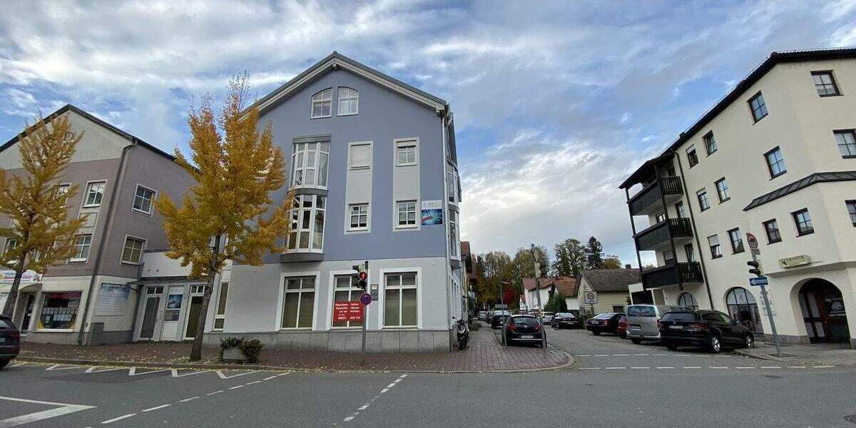Gewerbeobjekt Kolbermoor - 4 Zimmer, 248 m&sup2;, 3.375&euro; | Angebot:23823079