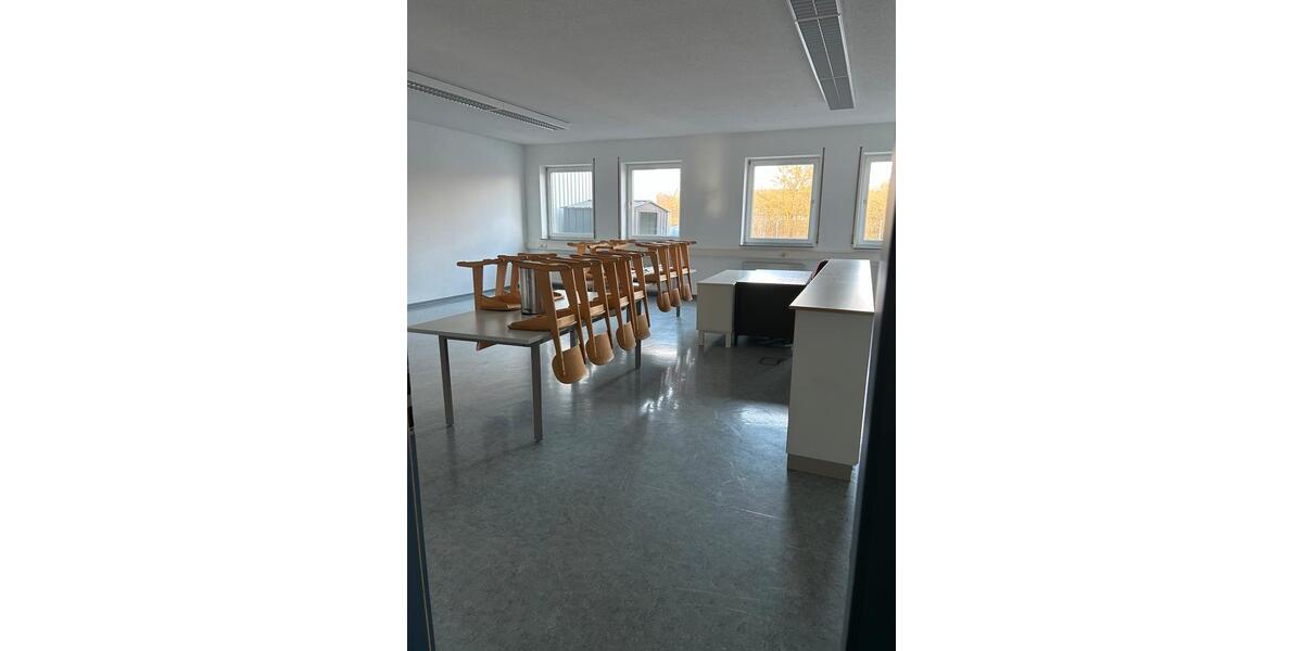 Büroräume, Praxisräume, Lagerräume zu vermieten zimmer