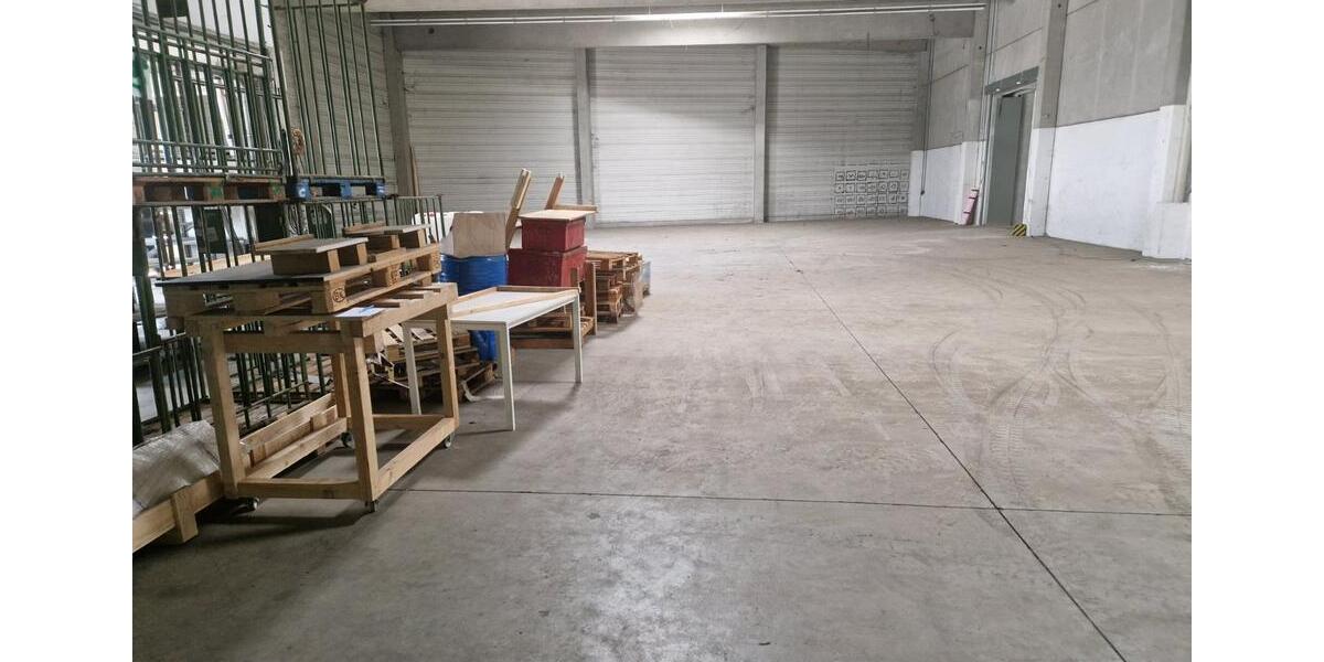 Gewerbeobjekt Regensburg Brandlberg - 8&euro; | Angebot:25964705