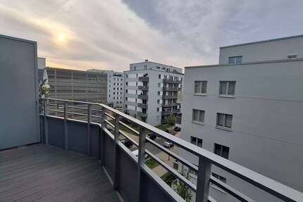 Wohnung Berlin Hellersdorf - 1 Zimmer, 41 m&sup2;, 707&euro; | Angebot:27653456