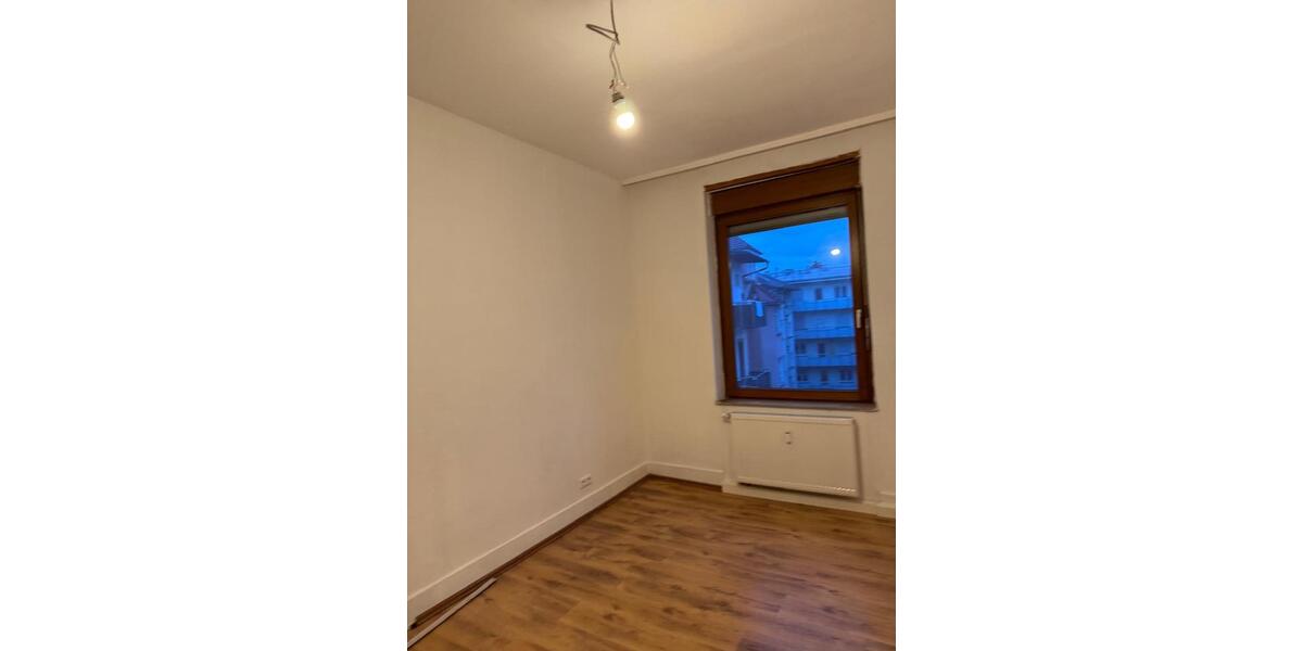 Etagenwohnung Pforzheim - 3 Zimmer, 67 m&sup2;, 750&euro; | Angebot:25261595