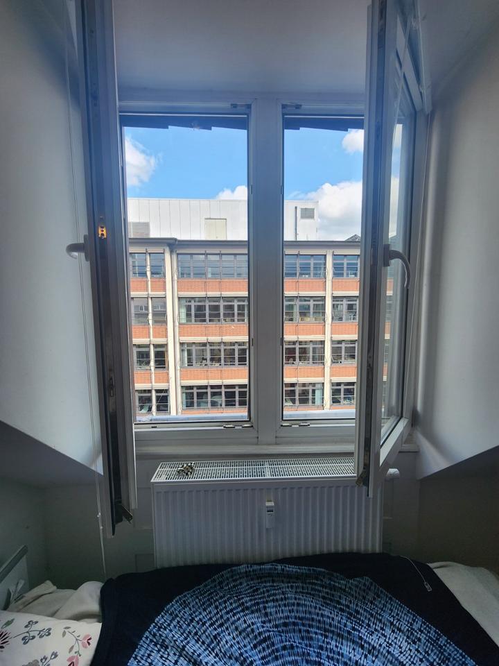 Möbliertes Zimmer in Mädels-2 er WG in Mannheim