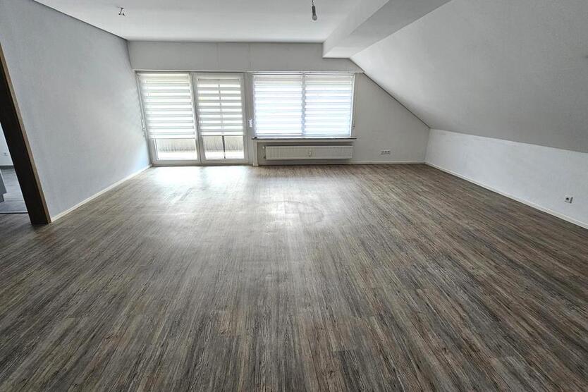 Moderne 3-Zimmer Wohnung mit großem Balkon