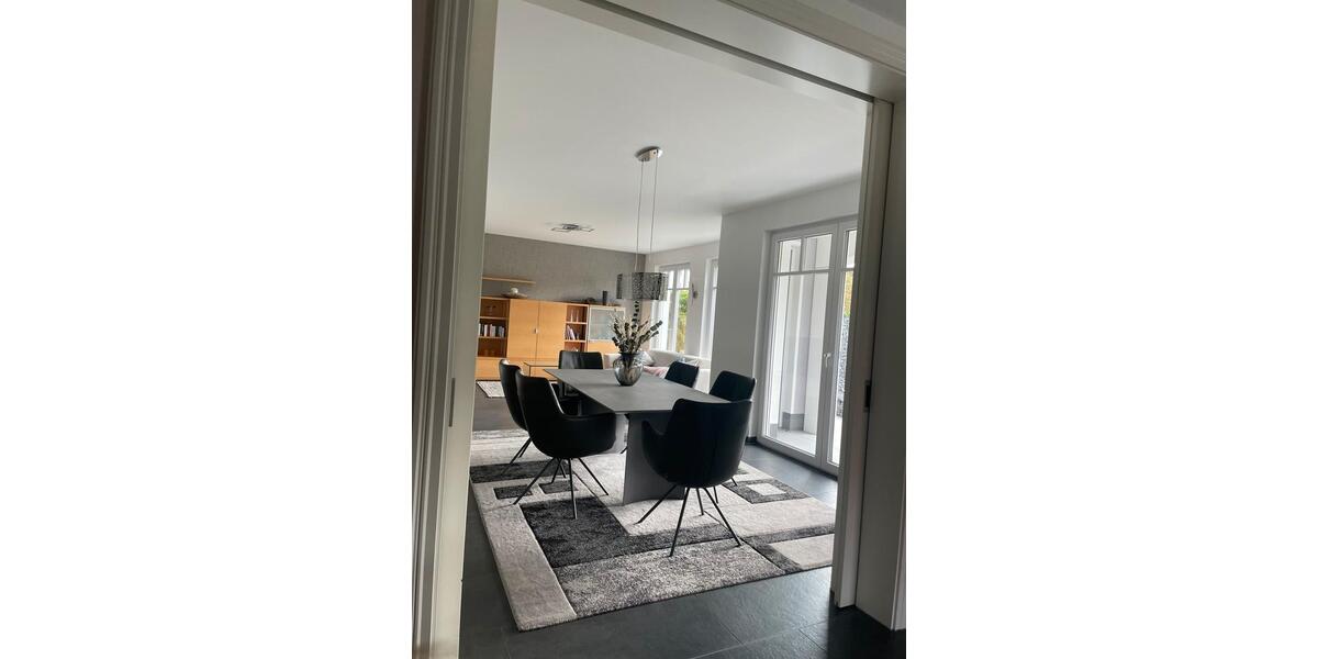 Wohnen auf Zeit Soest - 10 Zimmer, 180 m&sup2;, 400&euro; | Angebot:25136840