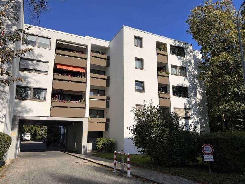 Wohnung zum Mieten in Augsburg 500 € 40.52 m²