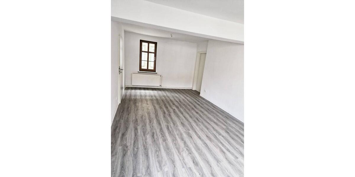 Etagenwohnung Mühlhausen (Thüringen) - 3 Zimmer, 85 m&sup2;, 590&euro; | Angebot:26443126