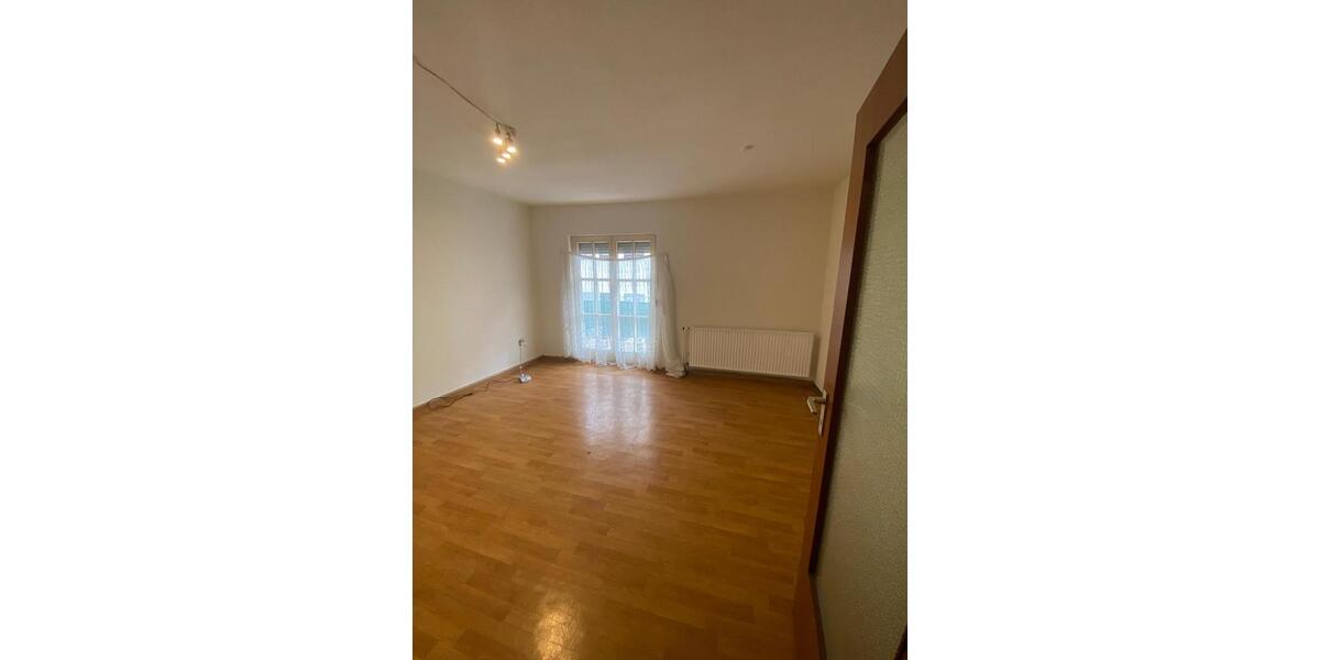 Erdgeschoßwohnung Waiblingen - 3 Zimmer, 70 m&sup2;, 1.200&euro; | Angebot:25786073