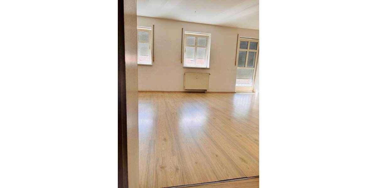Etagenwohnung Königsbrück Stenz - 3 Zimmer, 80 m&sup2;, 440&euro; | Angebot:22902144