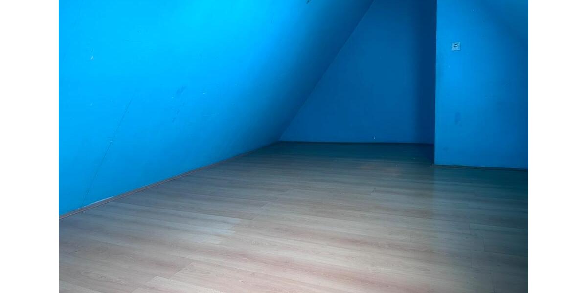 Dachgeschoßwohnung Meitingen - 3.5 Zimmer, 70 m&sup2;, 790&euro; | Angebot:25930175