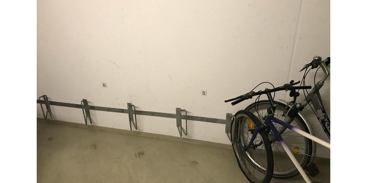 Etagenwohnung Neu-Ulm Ludwigsfeld - 3 Zimmer, 86 m&sup2;, 1.000&euro; | Angebot:24728288