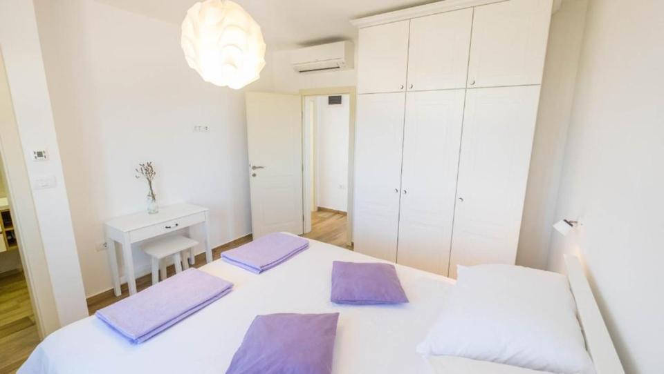 Villa München Altstadt-Lehel - 3 Zimmer, 110 m&sup2;, 1.190&euro; | Angebot:25922541