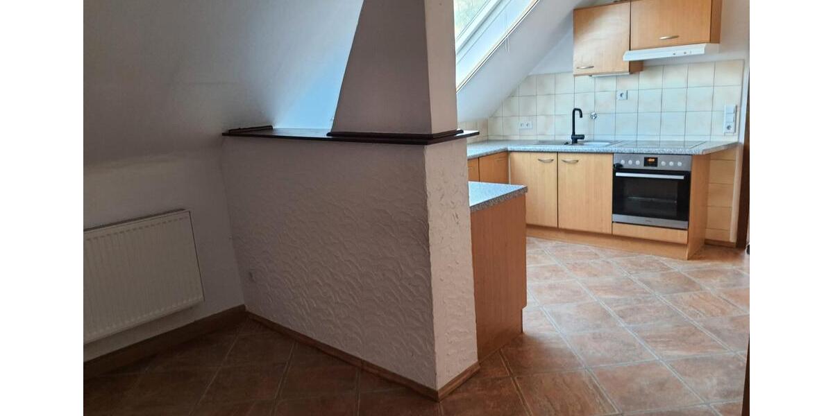 Dachgeschoßwohnung Witzenhausen - 4 Zimmer, 100 m&sup2;, 650&euro; | Angebot:26221962