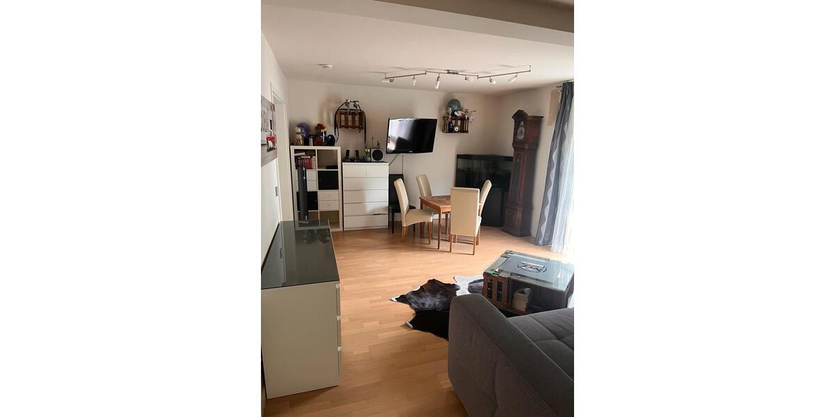 Hochparterre Ludwigshafen am Rhein Ludwigshafen-Hemshof - 2 Zimmer, 76 m&sup2;, 1.500&euro; | Angebot:26375462