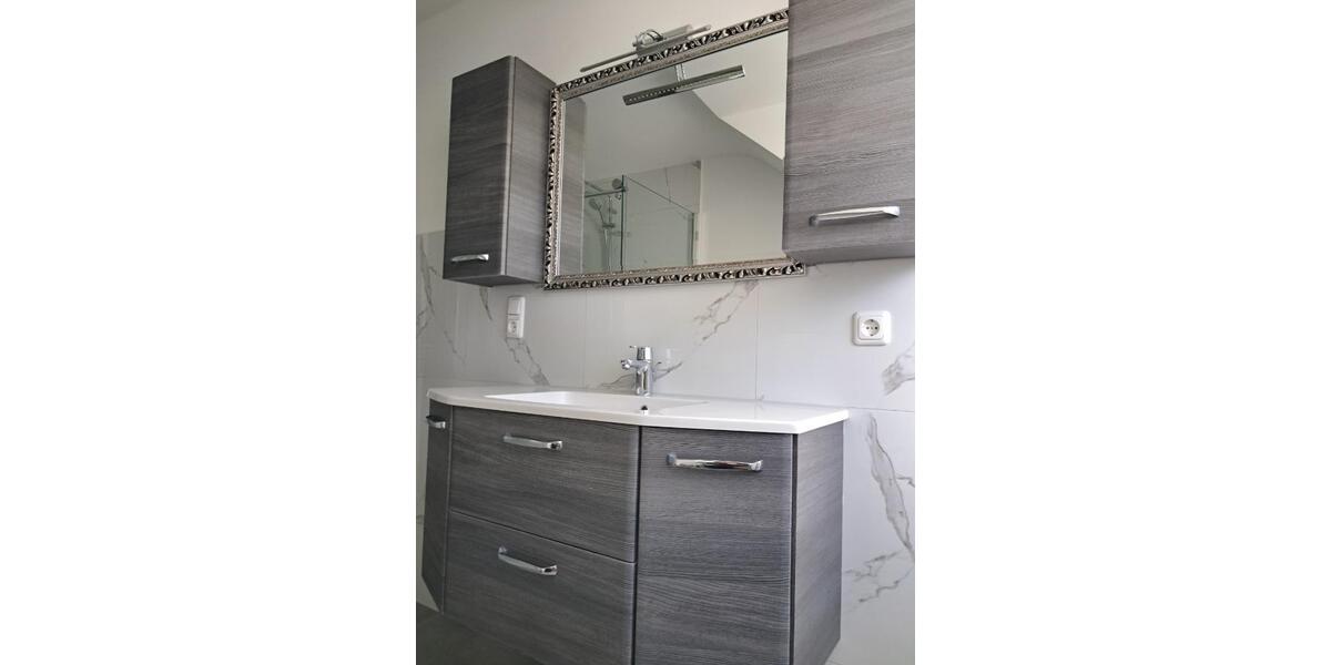 Dachgeschoßwohnung Holzminden - 3 Zimmer, 98 m&sup2;, 595&euro; | Angebot:21908599