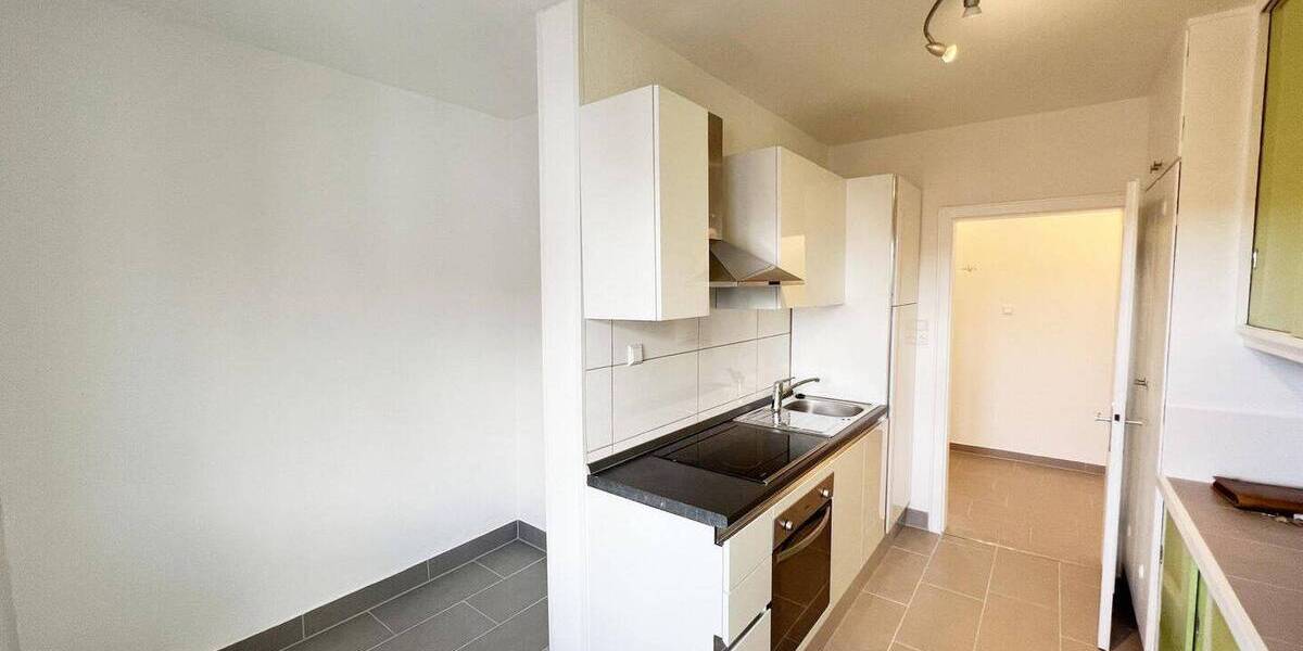 Etagenwohnung Stuttgart Süd - 3 Zimmer, 86 m&sup2;, 1.450&euro; | Angebot:26768412