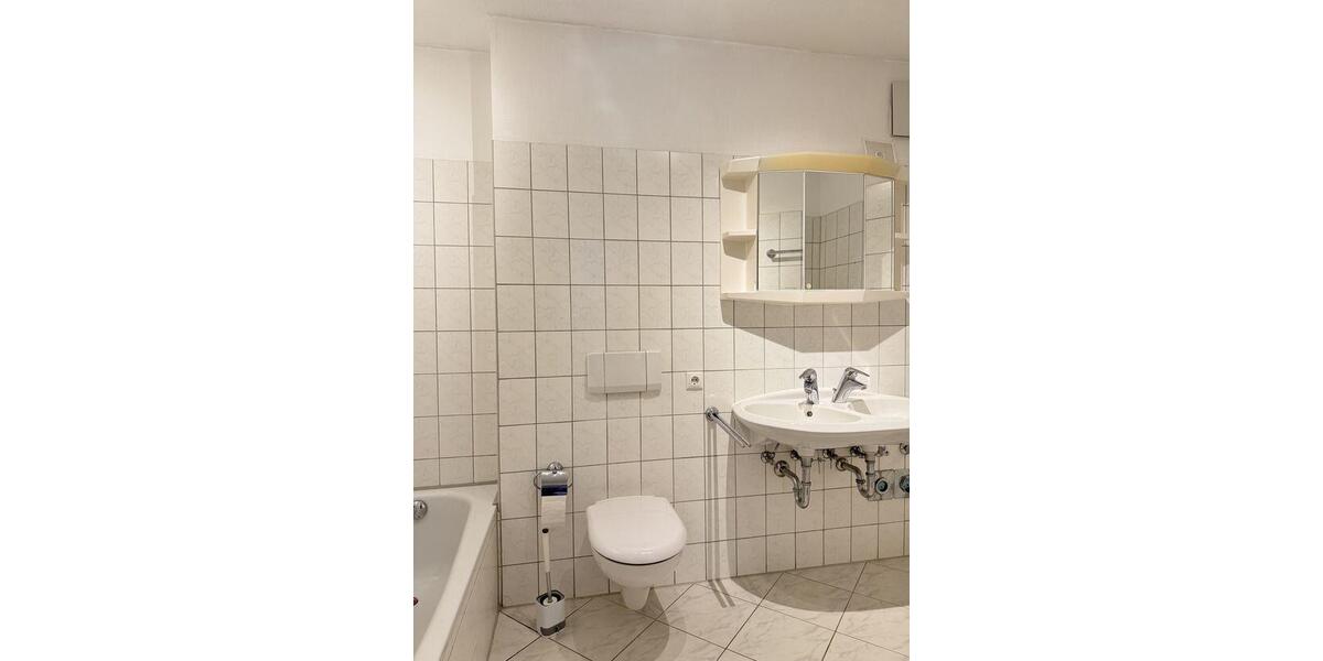 Dachgeschoßwohnung Stendal - 3 Zimmer, 92 m&sup2;, 542&euro; | Angebot:24768088