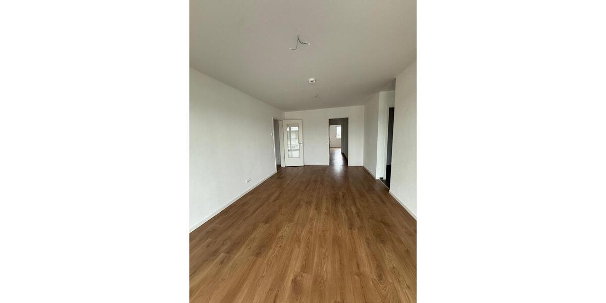 Etagenwohnung Berlin Marzahn-Hellersdorf - 3 Zimmer, 83 m&sup2;, 1.498&euro; | Angebot:27686939