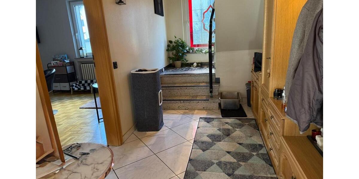 Etagenwohnung Berkatal - 6 Zimmer, 150 m&sup2;, 1.000&euro; | Angebot:25872359