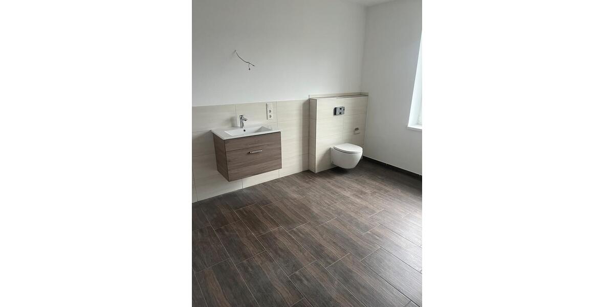 Etagenwohnung Gnarrenburg - 4 Zimmer, 130 m&sup2;, 1.100&euro; | Angebot:26463814