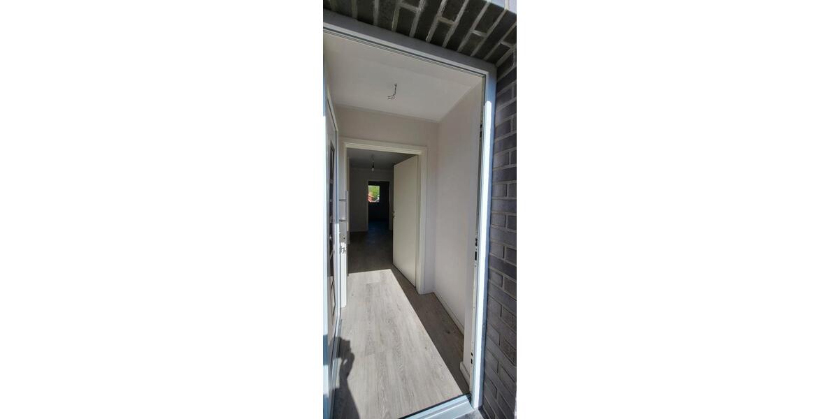Dachgeschoßwohnung Barßel - 4 Zimmer, 90 m&sup2;, 900&euro; | Angebot:26477590