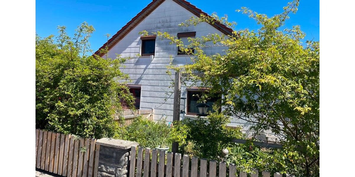 Einfamilienhaus Buchhofen - 5 Zimmer, 120 m&sup2;, 1.400&euro; | Angebot:26584377